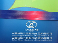 Überzogener wasserdichter Reißverschluss Nr. 5- Farbe-PVCs mit den Nylonzähnen für Kleidung