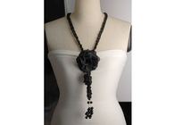 Lady Black personalisierte Fabric Flower handgefertigte Halsketten für Pullover und Blusen