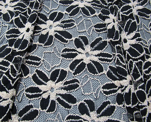 Schwarz/Weiß strickte elastisches Spitze-Gewebe für Dame Garment Sunflower Pattern CY-DK0008