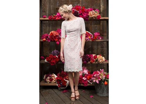 Halber Ärmel der Sahnespitze-zufälligen Frauen Kleidermit Polyester