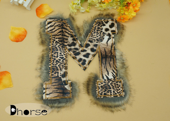 Leopard-Drucken des Buchstabe-M Brown bördelte Ordnungs-Applikation für Kleidung