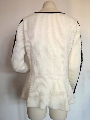 Schnüren Sie sich getäfelte PU-Halsordnung Damen-Pullover-Strickjackenabnutzungskleidung oder besonders angefertigt