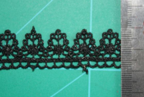 Wasserlösliche dekorative Polybreite Spitze-Ordnung Dyeable 2cm in der weißer/Schwarz-Farbe