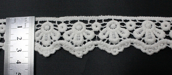 Baumwoll-/Polymilch-dekorative Spitze-Ordnungs-weiße Breite 3cm für Kleider-Kleidung