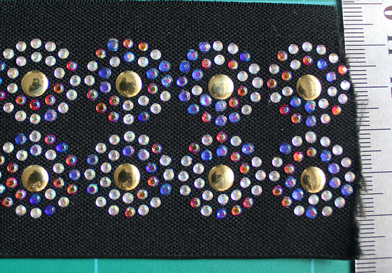 Buntes Bergkristall-Schwarz-elastisches gewebtes Material 5cm, schönes rundes Muster