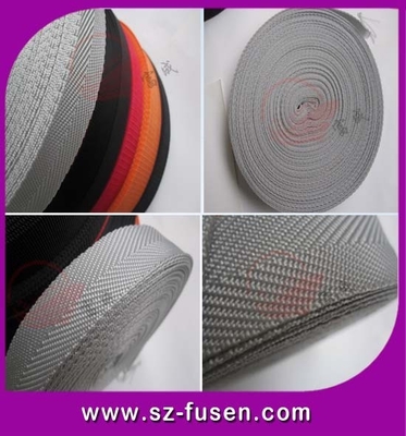 Buntes gesponnenes 100% Nylon-Bügel-gewebtes Material für Rucksack/Gurt/Sport
