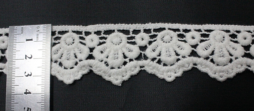Baumwoll-/Polymilch-dekorative Spitze-Ordnungs-weiße Breite 3cm für Kleider-Kleidung